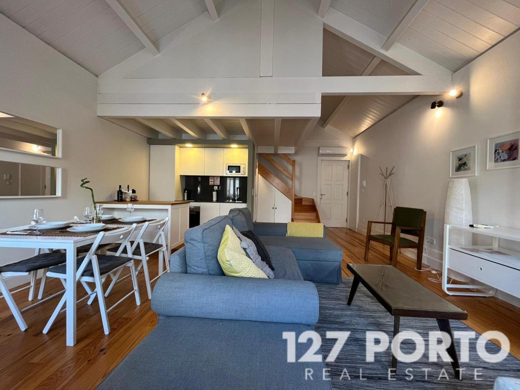 Ml240 Spacious Oporto